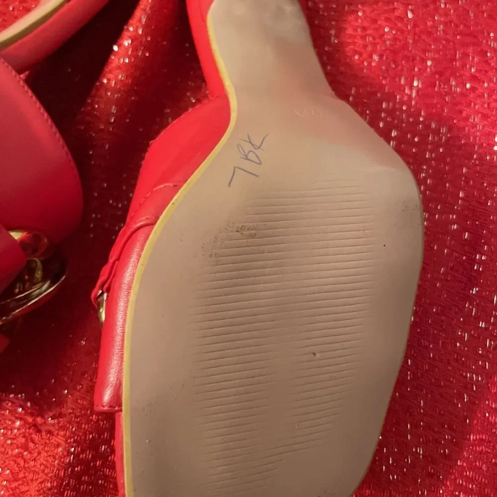 Bisou Bisou Michele Bohbot Red Mules 2.5